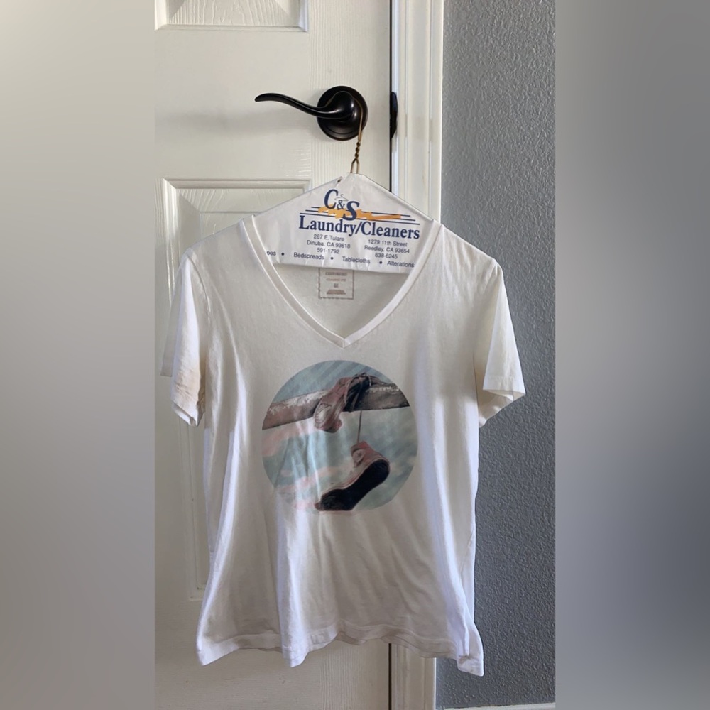 converse t- shirt